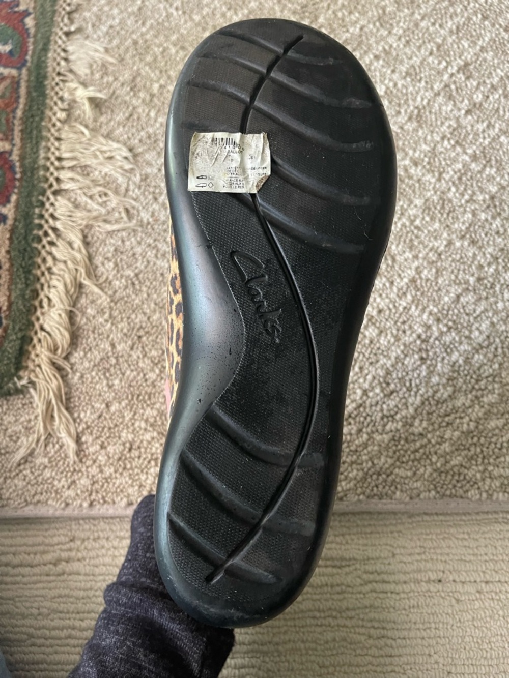Clark Ultimate Comfort Leopard Print Women's Loafers - Faux Suede Size 11 EUC - Picture 8 of 9